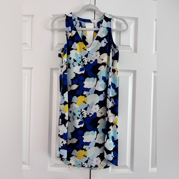 GAP Floral Sleeveless Dress - Picture 3 of 9
